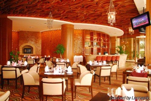 Grand Soluxe Hotel & Resort, Sanya Restaurant bilde